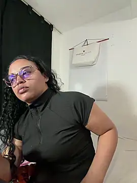Snapshot of angela_angels_ chatting on May 31, 2026, 1:36 am angela angels online show from May 31, 2026, 1:36 am