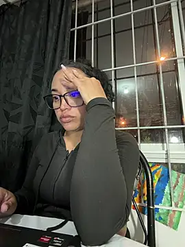 Snapshot of angela_angels_ chatting on June 26, 2026, 2:16 am angela angels online show from June 26, 2026, 2:16 am