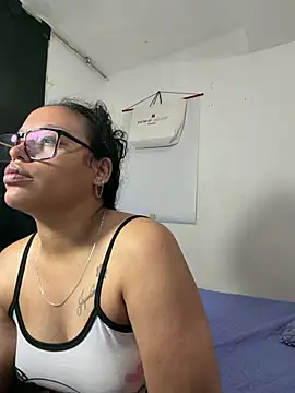 Snapshot of angela_angels_ chatting on July 6, 2026, 1:08 pm angela angels online show from July 6, 2026, 1:08 pm