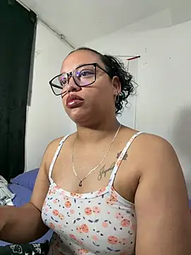 Snapshot of angela_angels_ chatting on July 12, 2026, 3:08 am angela angels online show from July 12, 2026, 3:08 am