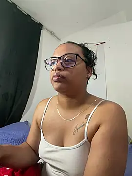 Snapshot of angela_angels_ chatting on July 14, 2026, 8:08 am angela angels online show from July 14, 2026, 8:08 am
