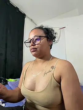 Snapshot of angela_angels_ chatting on July 15, 2026, 3:45 am angela angels online show from July 15, 2026, 3:45 am