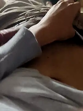 Juliano69xv online show from December 17, 2025, 3:29 pm