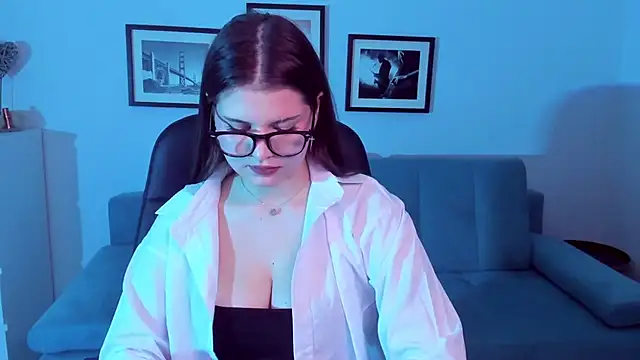 AdeliaKiss online show from February 2, 2025, 5:59 pm