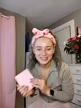 lexybabyxo online show from February 19, 2026, 12:23 pm