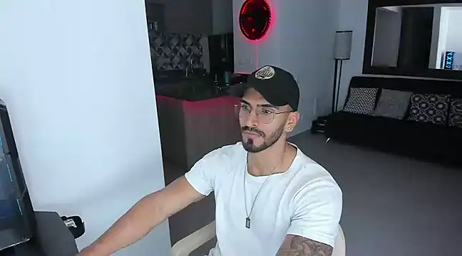 tony muscle online show from March 10, 2025, 11:49 pm