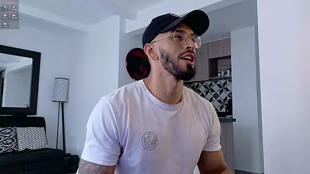 tony muscle online show from September 26, 2025, 4:55 pm