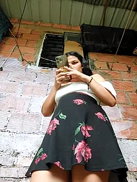 girl milk1 online show from February 25, 2025, 6:53 pm