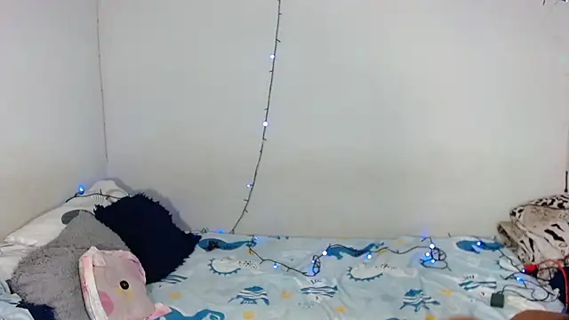 Snapshot of JessicaEbony chatting on May 15, 2026, 1:01 am JessicaEbony online show from May 15, 2026, 1:01 am