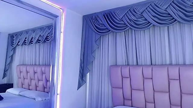 Zoe Vixen online show from January 25, 2025, 8:21 pm