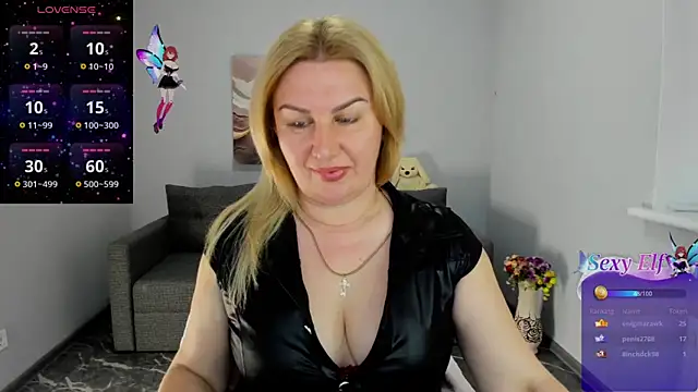 Snapshot of Lili_Crossi chatting on June 5, 2026, 6:52 am Lili Crossi online show from June 5, 2026, 6:52 am