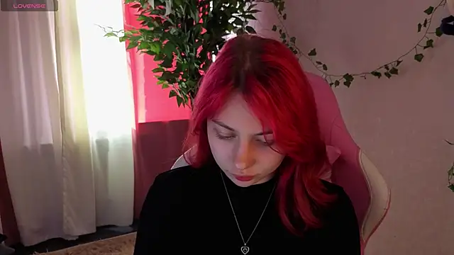 Miss you kiss online show from April 28, 2026, 9:25 am