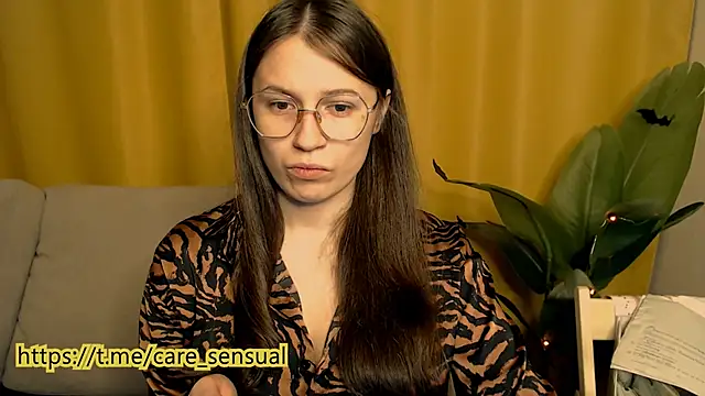 M Sensual online show from December 4, 2024, 3:43 pm