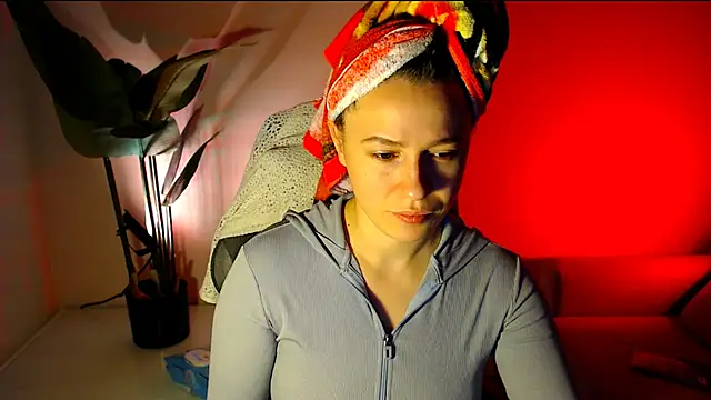 Snapshot of M_Sensual chatting on February 1, 2026, 4:11 am M Sensual online show from February 1, 2026, 4:11 am