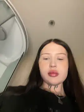 Snapshot of kate8ketee8 chatting on February 22, 2025, 5:02 pm kate8ketee8 online show from February 22, 2025, 5:02 pm