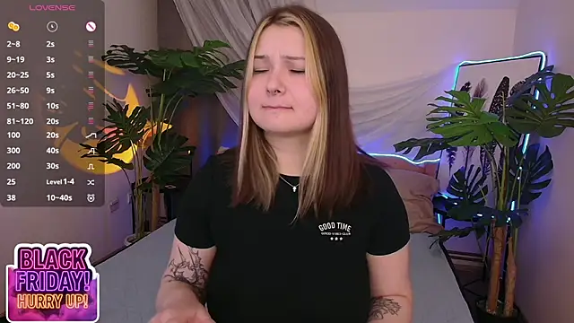 Snapshot of Alice_Walters chatting on November 23, 2025, 3:34 pm Alice Walters online show from November 23, 2025, 3:34 pm