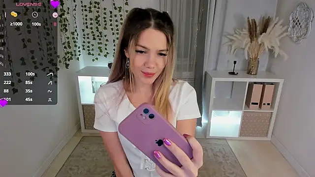 sweetty ashley online show from December 7, 2024, 11:01 pm