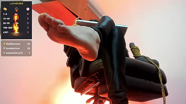 charlotte joliedart online show from March 18, 2025, 8:03 am