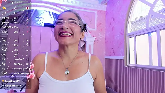 mature bigass   online show from January 27, 2025, 6:20 pm