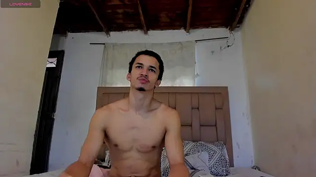Snapshot of stepcouple_XXX chatting on May 6, 2026, 8:03 pm stepcouple XXX online show from May 6, 2026, 8:03 pm