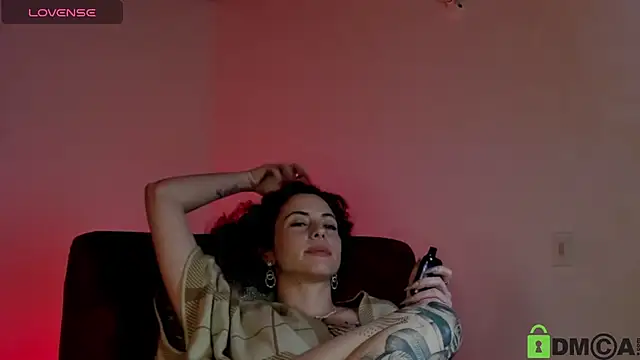 Snapshot of Borbala_Iggy chatting on December 29, 2024, 10:57 pm Borbala Iggy online show from December 29, 2024, 10:57 pm