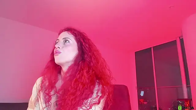 Snapshot of Borbala_Iggy chatting on February 12, 2025, 9:42 am Borbala Iggy online show from February 12, 2025, 9:42 am