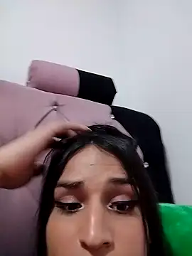 Snapshot of Pussycat_9999 chatting on December 16, 2024, 10:34 pm Pussycat 9999 online show from December 16, 2024, 10:34 pm