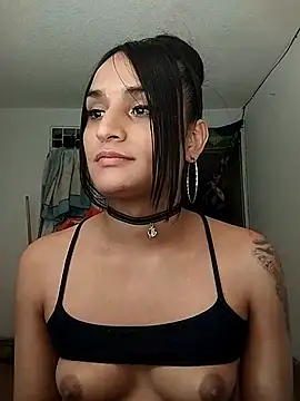 Snapshot of Pussycat_9999 chatting on January 9, 2025, 6:36 pm Pussycat 9999 online show from January 9, 2025, 6:36 pm