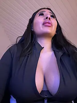 Anily Lovely online show from March 17, 2025, 9:55 pm