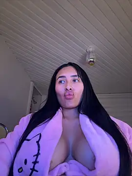 Anily Lovely online show from November 3, 2025, 11:26 pm