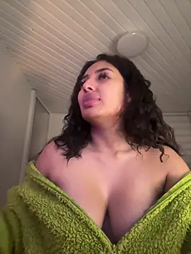 Anily Lovely online show from June 10, 2026, 2:12 am
