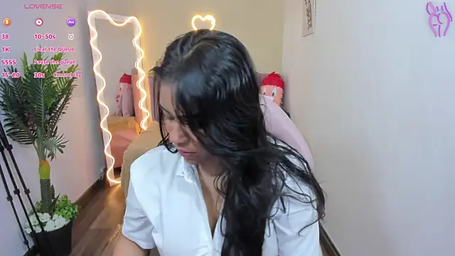 kendra tay online show from February 24, 2025, 3:23 am