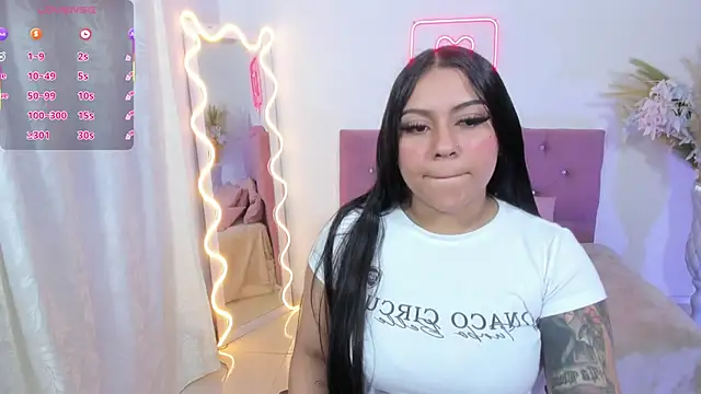 kendra tay online show from November 27, 2025, 3:19 am