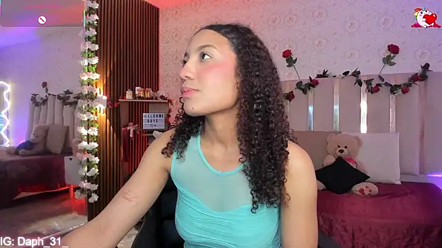 Daphnne tay online show from March 11, 2026, 3:23 am