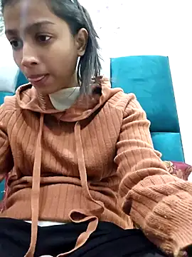 Aleena Rai online show from December 5, 2024, 6:55 pm