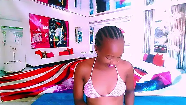 EbonyCreamy69 online show from January 13, 2025, 2:11 pm