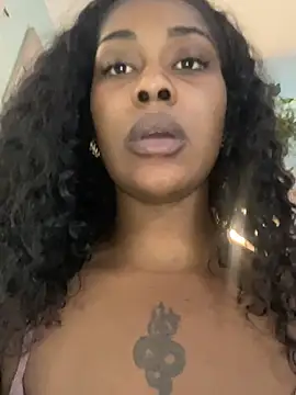 ebonycatlisaaaalime online show from May 23, 2026, 9:08 pm