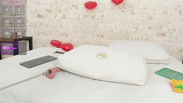 Snapshot of pamela_west chatting on February 12, 2025, 1:41 am pamela west online show from February 12, 2025, 1:41 am