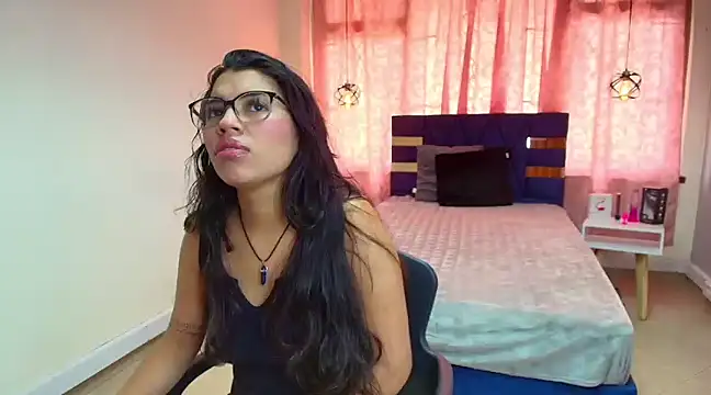 Snapshot of Asly_Morgan chatting on February 19, 2025, 4:33 pm Asly Morgan online show from February 19, 2025, 4:33 pm