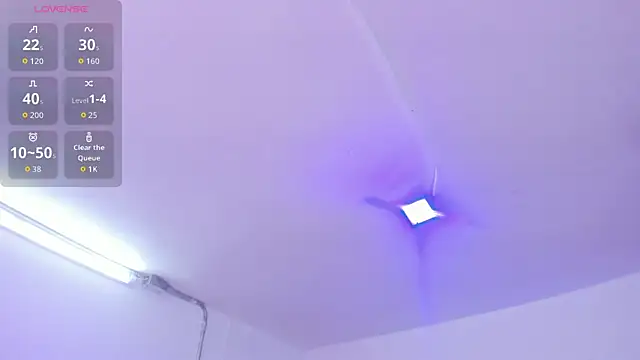 Amy Kiitty  online show from September 24, 2025, 1:14 pm