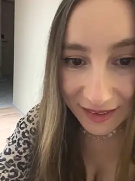 viviandaimond1 online show from February 27, 2025, 7:15 pm