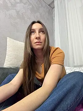 Snapshot of viviandaimond1 chatting on January 17, 2026, 7:28 pm viviandaimond1 online show from January 17, 2026, 7:28 pm