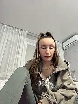 Snapshot of viviandaimond1 chatting on February 10, 2026, 7:51 pm viviandaimond1 online show from February 10, 2026, 7:51 pm