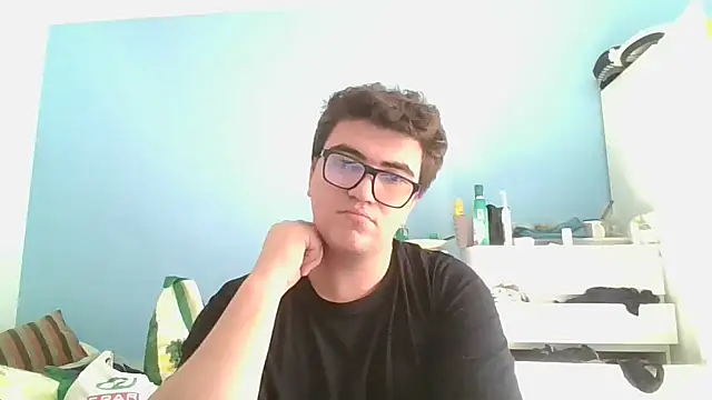 Snapshot of sorolla12 chatting on December 14, 2025, 2:33 pm sorolla12 online show from December 14, 2025, 2:33 pm