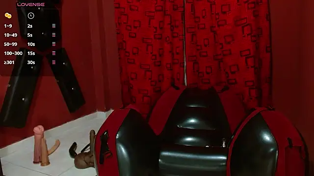 Snapshot of KarinaSimonz chatting on January 25, 2025, 10:39 pm KarinaSimonz online show from January 25, 2025, 10:39 pm