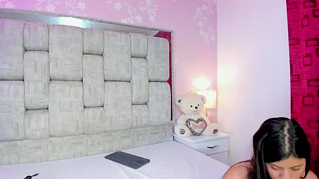 KarinaSimonz online show from March 11, 2026, 2:39 am