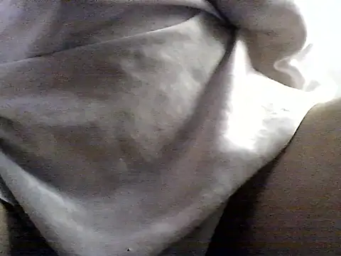 straichathot 08 online show from October 25, 2025, 6:57 pm