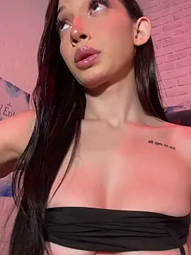 Snapshot of _Chartlotte chatting on March 15, 2025, 11:17 pm Chartlotte online show from March 15, 2025, 11:17 pm