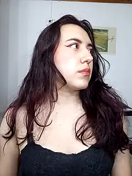 Snapshot of Emi_chik chatting on January 24, 2025, 3:22 am Emi chik online show from January 24, 2025, 3:22 am