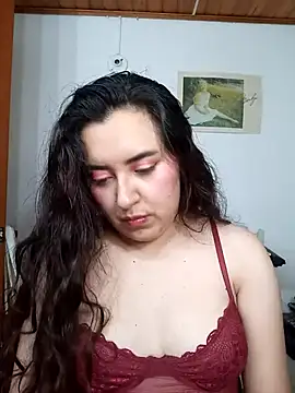 Snapshot of Emi_chik chatting on October 17, 2025, 10:40 am Emi chik online show from October 17, 2025, 10:40 am